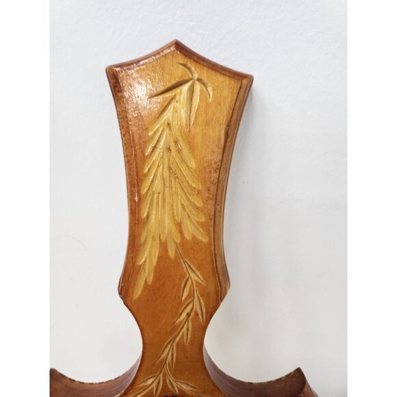 Vintage Carved Wood Etched Cutting Board Winter Scine Decorative Wall Hanging - Picture 3 of 7